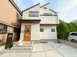 JR中央線「吉祥寺」駅と京王井の頭線「三鷹台」がバス便にて利用可能な立地です！「三鷹台」駅は徒歩利用も可能です！