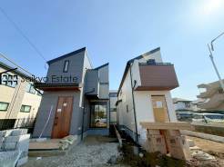 京王線「多磨霊園」駅徒歩14分！「東府中」駅、西武多摩川線「白糸台」駅も徒歩利用可能です！完成済みのため内覧・即入居可能です！