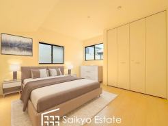 2面採光で明るく風通しも良好です！天気の良い日は是非窓を開けて空気の入れ替えをしてみるのはいかがでしょうか♪※家具類はCG加工しています。