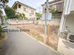 南側道路に面した陽当たり良く開放感のある南西角地です！LDKゆとりの14.51帖！2階部分のためプライバシー性にも優れております！