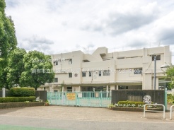 調布市国領町２丁目