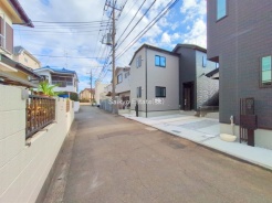 調布市菊野台１丁目