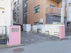 新宿区西新宿８丁目