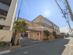 狛江市中和泉５丁目