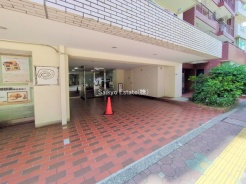 三鷹市下連雀４丁目