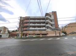 稲城市平尾２丁目