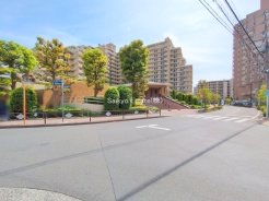 調布市国領町３丁目