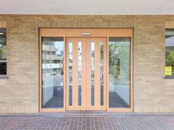 調布市国領町３丁目