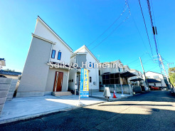 永くお住いになっても飽きの来ないシンプルなデザイン。快適な生活環境を重視した、細部までこだわりのある間取り・仕様です。
■府中市北山町2　新築一戸建て■