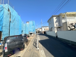 各棟2台分のカースペースを確保しています■小金井市前原町3　新築一戸建■