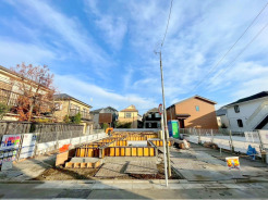 子育てにも嬉しい、緑豊かな自然が広がる閑静な住宅地、南向きの邸宅です。この機会に是非現地をご覧ください。■国分寺市本多3　新築一戸建て■