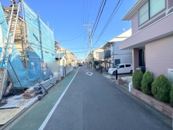 整備された街並みに調和する、落ち着いた雰囲気の住まい
■小金井市東町2　新築一戸建■