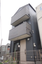 南側が大きく空いた立地はご夫婦の希望にピッタリでした。