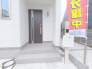 玄関■八王子市狭間町　新築一戸建■