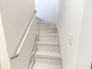 手すり付き階段■国分寺市本多4丁目　新築戸建て■