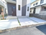カースペースはコンクリート仕上げ。雨の日も足元は気になりません！
■府中市西原町4丁目　新築戸建て■