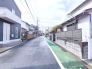 前面道路は約5.7mの幅広な道路です。入出庫の際もらくらくです。
■小金井市東町2　新築一戸建■