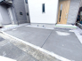 駐車が苦手な方にも嬉しい広々としたカースペースが特徴です。
■立川市栄町3　新築一戸建て■