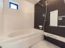 ゆったりと足を伸ばせる一坪タイプの浴室です。浴室換気乾燥機付きですので、カビの発生も抑制出来ます。
■昭島市緑町3　新築一戸建■
