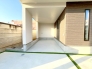ビルドインガレージを標準設置。雨風から大切な愛車を守ってくれます。■八王子市万町　新築一戸建て■
