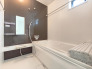 ゆったりと足を伸ばせる一坪タイプの浴室です。浴室換気乾燥機付きですので、カビの発生も抑制出来ます。
■八王子市富士見町　新築戸建て■
