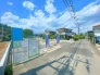 前面道路は住宅地専用の道路。車通りも少なく、子育てにも安心！■八王子市下恩方町　売地■