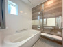 一日の疲れを癒すための心地よい浴室はゆとりあるサイズを採用。浴室乾燥機付き！汚れにくくお手入れしやすい浴室です。
■小金井市貫井北町3　新築一戸建て■