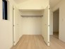 クローゼットは各居室に完備されていますのでお部屋の中はいつもすっきりです！
■小金井市本町3　新築一戸建て■