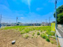 学校やお買い物施設もお近くです。暮らしにゆとりの一角です。■調布市佐須町5　新築一戸建て■