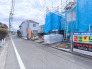 前面道路は4mの幅広な道路です。入出庫の際もらくらくです。■調布市飛田給2　新築一戸建て■