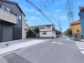 日当たりや風通しが良好な角地の物件です。■日野市百草　新築一戸建て■
