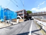 前面道路は車通りも少なく、お子さまのいるご家庭でも安心ですね。■日野市大坂上3　新築一戸建て■