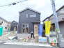 永くお住いになっても飽きの来ないシンプルなデザイン。快適な生活環境を重視した、細部までこだわりのある間取り・仕様です。■調布市飛田給3　新築一戸建■