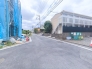 前面道路は住宅地専用の道路。車通りも少なく、子育てにも安心です。
■立川市若葉町3　新築一戸建て■