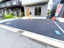 余裕をもって駐車ができるカースペースは、お子様の遊び場にもできる魅力の広さです！
■立川市栄町1　新築一戸建て■
