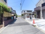 前面道路含む現地写真■日野市大字石田　新築一戸建■