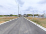 前面道路含む現地写真■建築条件なし売地■