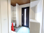 毎日利用する玄関は明るく快適に！採光を考え抜いて造られた玄関は「行き」も「帰り」も優しく家族を送り出し出迎えてくれます。■立川市西砂町2　新築一戸建■
