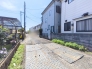前面道路は4メートル。駐車が苦手な方にも嬉しい住まいです。■昭島市美堀町1　新築一戸建て■