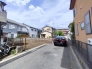 前面道路は住宅地専用の道路。車通りも少なく、子育てにも安心です。■国分寺市西町5丁目　新築戸建て■
