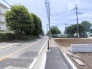 東側前面道路は8mの幅広な道路です。入出庫の際もらくらくです。■調布市富士見町3　新築一戸建て■