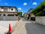 前面道路は5mの幅広な道路です。入出庫の際もらくらくです。■武蔵野市関前2　新築一戸建■
