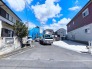 前面道路は住宅地専用の道路。車通りも少なく、子育てにも安心です。■日野市南平5　新築一戸建て■