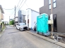 東側4ｍ道路に面しています。■日野市神明3　新築一戸建■