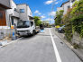 前面道路は6mの幅広な道路です。入出庫の際もらくらくです。■府中市押立町5　新築一戸建て■
