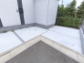 カースペースはコンクリート仕上げ。雨の日も足元は気になりません！■国分寺市高木町1　新築一戸建■