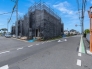 前面道路は住宅地専用の道路。車通りも少なく、子育てにも安心です。■国分寺市北町3　新築一戸建て■
