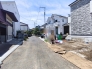 前面道路は約4mの道路です。
■小金井市東町1　新築一戸建て■