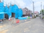 前面道路は約4mの道路です。
■小金井市緑町3　新築一戸建て■