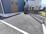 運転がちょっと苦手な方も余裕をもって駐車ができるカースペース。お子様の遊び場にもできる魅力の広さです！
■昭島市昭和町4　新築一戸建て■